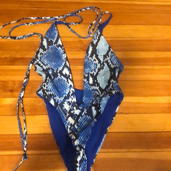 SHEIN Other - One Piece Bathing Suit